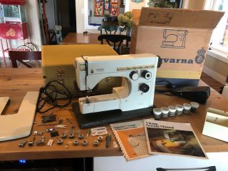 Vintage Viking Husqvarna Sewing Machine 6430 Model W/ Case And Accessories