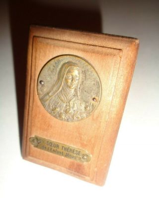 Vintage Catholic Religious Holy Medal Relic Plaque Soeur Therese De Enfant Italy
