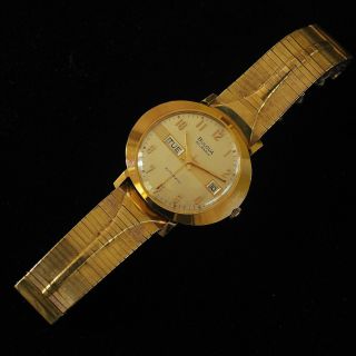 Bulova 23 Jewels Automatic Day Date Rare Very Fine Vintage Watch