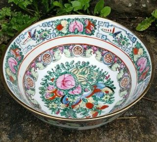 Vintage Oriental Large Deep Dish Hand Painted Rice Bowl,  Stamped Y.  T.  Hong Kong
