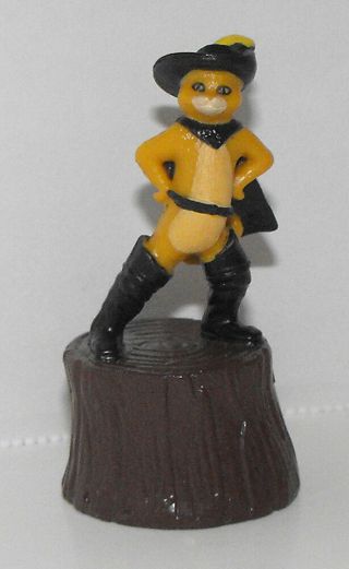 Puss In Boots Figurine 2 Inches Tall Plastic Miniature Figure From Shrek 2 Movie