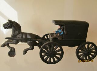Vintage Cast Iron Amish Horse Drawn Buggy Carriage W/family