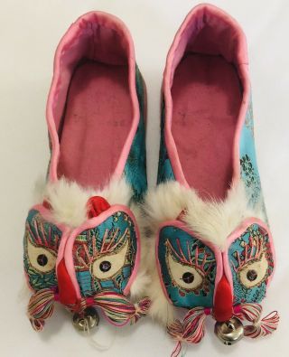 Embroidered Chinese Vintage Slippers Shoes W/ Bells Decor Collectible Wear Child