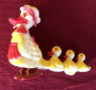 Rare Color Combo Ramp Walker Duck Family Mom Three Ducklings 1950s