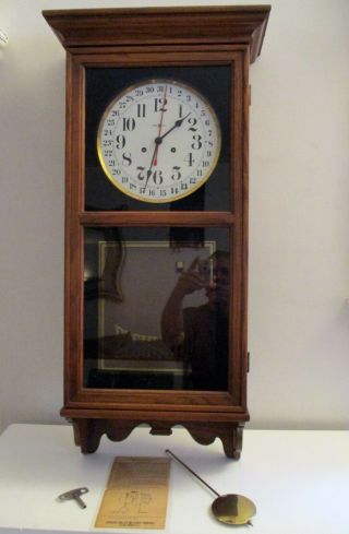 Vintage Howard Miller Regulator Wall Clock Model 5018 Gong Strike Key Wind