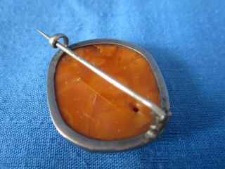 Vintage polished raw Baltic amber pin brooch silver mounted 2