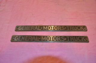 1928 1929 1930 1931 1932 T - 17 T19 Vintage Gmc Truck Hood Badges Emblems