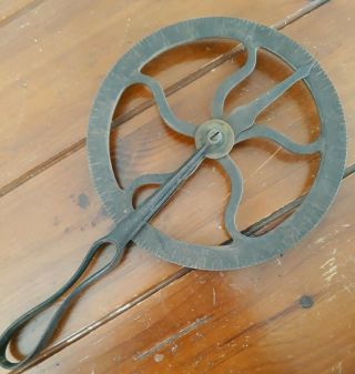 Antique Wiley Russell Co.  Cast Iron Green River Traveler Measure Wheel