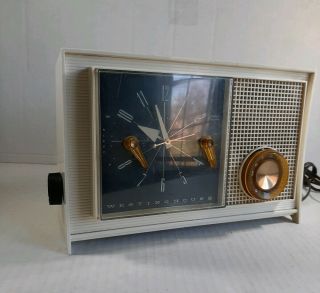 Vintage Westinghouse White H - 753l5 Am Tube Radio/clock