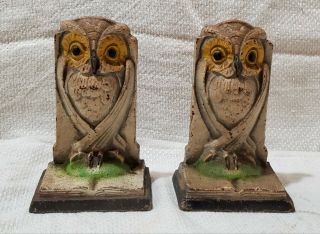 Antique Hubley Cast Iron Owl Perched On Book Bookends - Paint