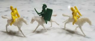 Vintage 1960s Giant Brand Plastic Romans Horse Riders X3 Green Yellow Hong Kong