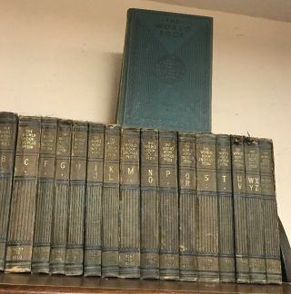 1940 Vintage World Book Encyclopedia Set Just Missing Volumes D/e 16 Volume Set
