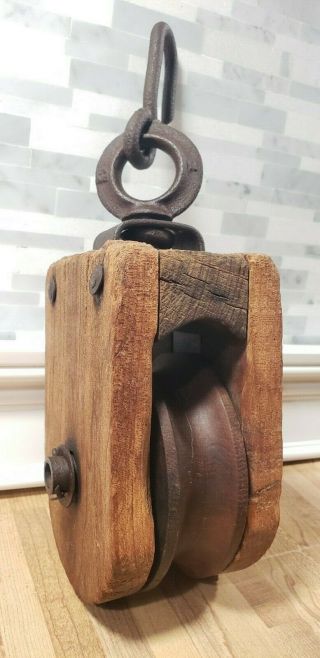 Antique Primitive Wood Iron Hay Barn Ship Swivel Eye Pulley Myers Block Tackle