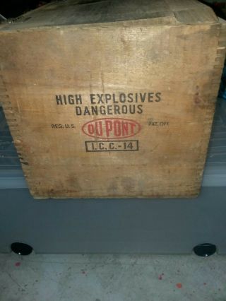 Vintage Dupont Powder High Explosives Dynamite Wooden Box Joint Crate Hinged Lid