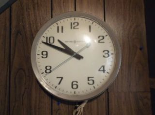 Vintage Ge Wall Clock School 14 Inches Silver 1960 