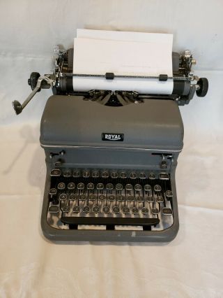 Vintage Royal Typewriter Model Kmg Very Great