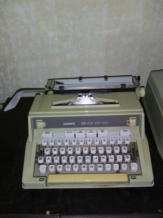 Vintage 1970 Hermes 3000 Seafoam Portable Typewriter W/ Case