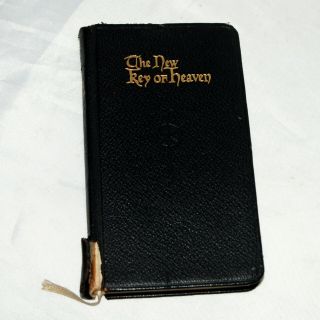 Vintage Prayer Book Pocket Size The Key Of Heaven Complete For Catholics ‘61