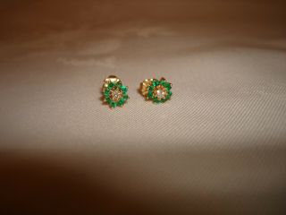 Vintage Colleqtible 14k Yellow Gold Diamond Green Emerald Pierced Earrings