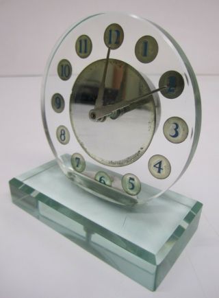 Vtg Art Deco Machine Age Glass Chrome Mantle Desk Clock Chrystal Vue Crystal 2