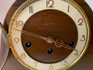 Howard Miller Western Germany Franz Hermle mantle clock 2 jewels 340 - 020 3