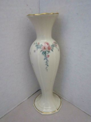 Lenox Petite Rose Bud Vase Ivory Floral Design Gold Rim 8 " Tall.  Porcelain.  Usa