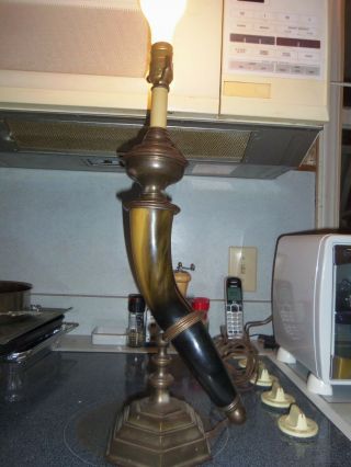 Vintage 1977 Chapman Steer Horn & Brass Table Lamp Bullhorn