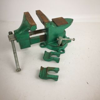 Vintage Swivel Vise Bench Vice 3.  5 " Wide Pipe Jaws Accessory Parts Green