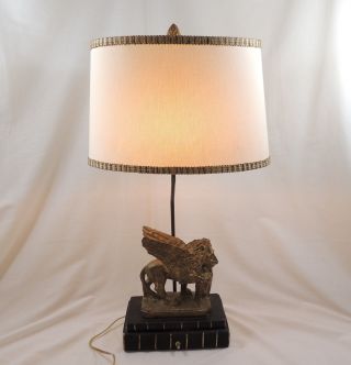 Venetian Winged Lion Of St Mark Chapman Lamp & Shade Oval Cream Resin Vintage 1