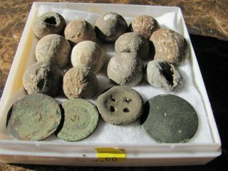 Vintage Revolutionary War Relic Musket Balls And Buttons