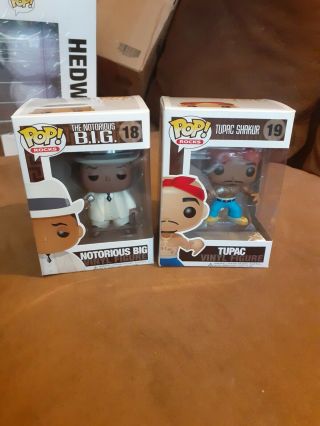 Tupac & Notorious B.  I.  G.  Vaulted Funko Pops