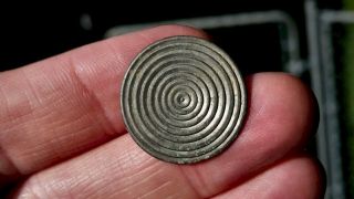 Rev War Dug 18th Century ( ((spiral)) ))  Designed Tombac Button