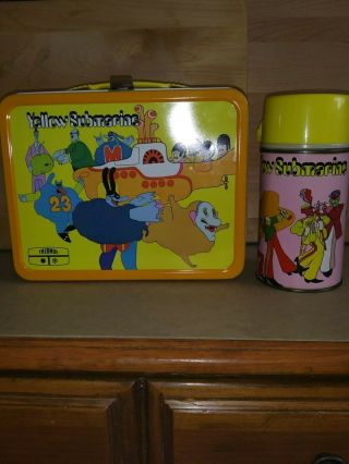 THE BEATLES VINTAGE 1968 YELLOW SUBMARINE LUNCHBOX & THERMOS IN CUSTOM CASE 2