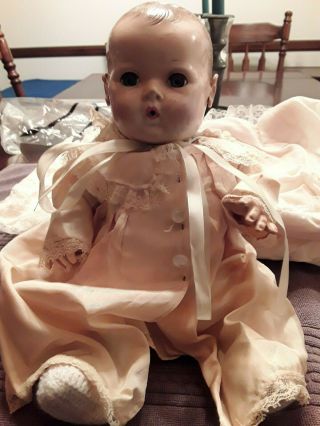 Effanbee Dy - Dee Baby Doll With Sleep Eyes In Gown.  C 1930 