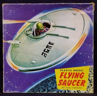 Vintage 1954 Lindberg 517 1/48 Flying Saucer First Sci - Fi Model Kit