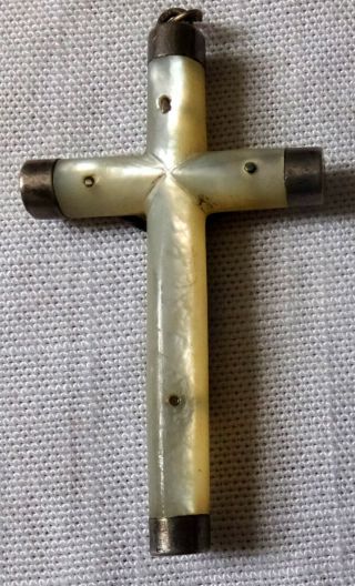 ANTIQUE CROSS CRUCIFIX MOTHER OF PEARL FOR ROSARY OR PENDANT ENDS ARE METAL 2