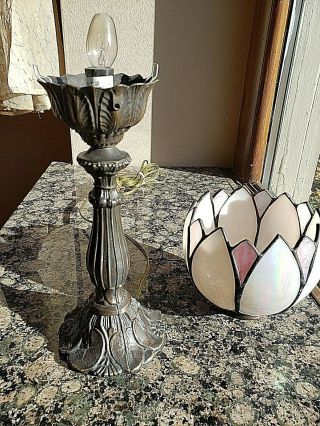 Vintage Ying Long Bronze Accent Lamp Leaded Stained Glass Tulip Shade Pearl 13 