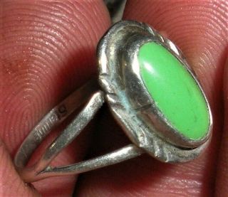 Antique C.  1950 Navajo Sterling Silver Ring Green Turquoise Vafo
