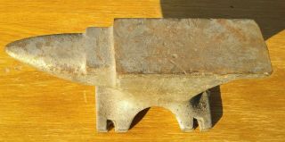 Vintage Anvil 7.  5 Lbs Cast Iron Metal Blacksmith Forging / Knife / Jewelry