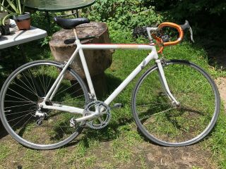 Vintage 1986 Cannondale Sr400 Road Bike,  54.  5cm Frame,  700c,  Suntour And Sugino