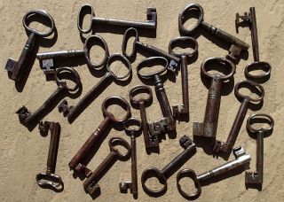 Twenty 17th Century Wrought Iron British And French Keys