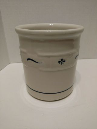 Longaberger Pottery Crock,  Classic Blue,  5.  5 " Tall,  32 Oz,  4 Cups