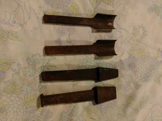 (4) Vintage Antique C.  S.  Osborne & Co.  Chisel Carpentry Chisel Made In Italy