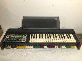 Roland Sh - 2000 Vintage Monophonic Synthesizer With Music Rack For Parts/repair