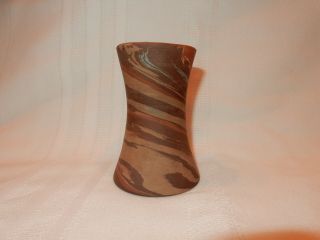 Vintage Niloak Mission Swirl Pottery Vase 4 3/8 " Tall,  Marked On Bottom,  Excel