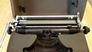 Vintage Olympia Typewriter & Case,  Portable.  Green w/ Black Keys Made in Germany 3