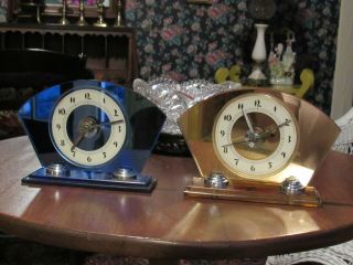 Blue & Peach Mirror Glass Sessions Clock Art Deco Vintage Majestic Clock Mfg.