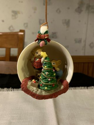 1990 Enesco Christmas Ornament " Deck The Halls " 4th In Cozy Cup Series