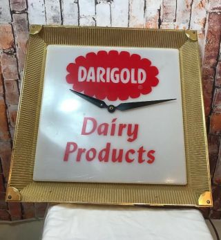 Vintage Darigold Milk Light Clock Rare Collectible Dairy Food Milkshake Farm