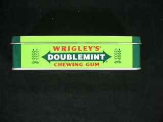 Wrigley’s Doublemint Chewing Gum Green Tin Collectors 6.  5 x 1.  75 inch 3